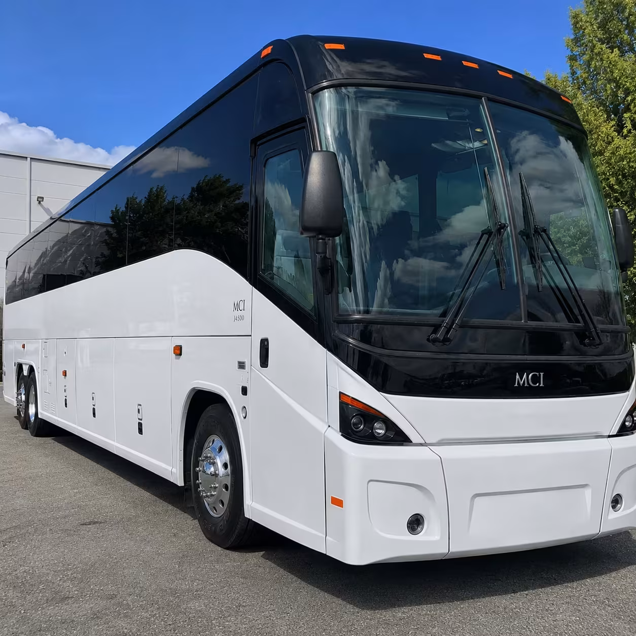 instant charter bus rental quotes for compton corporate programs