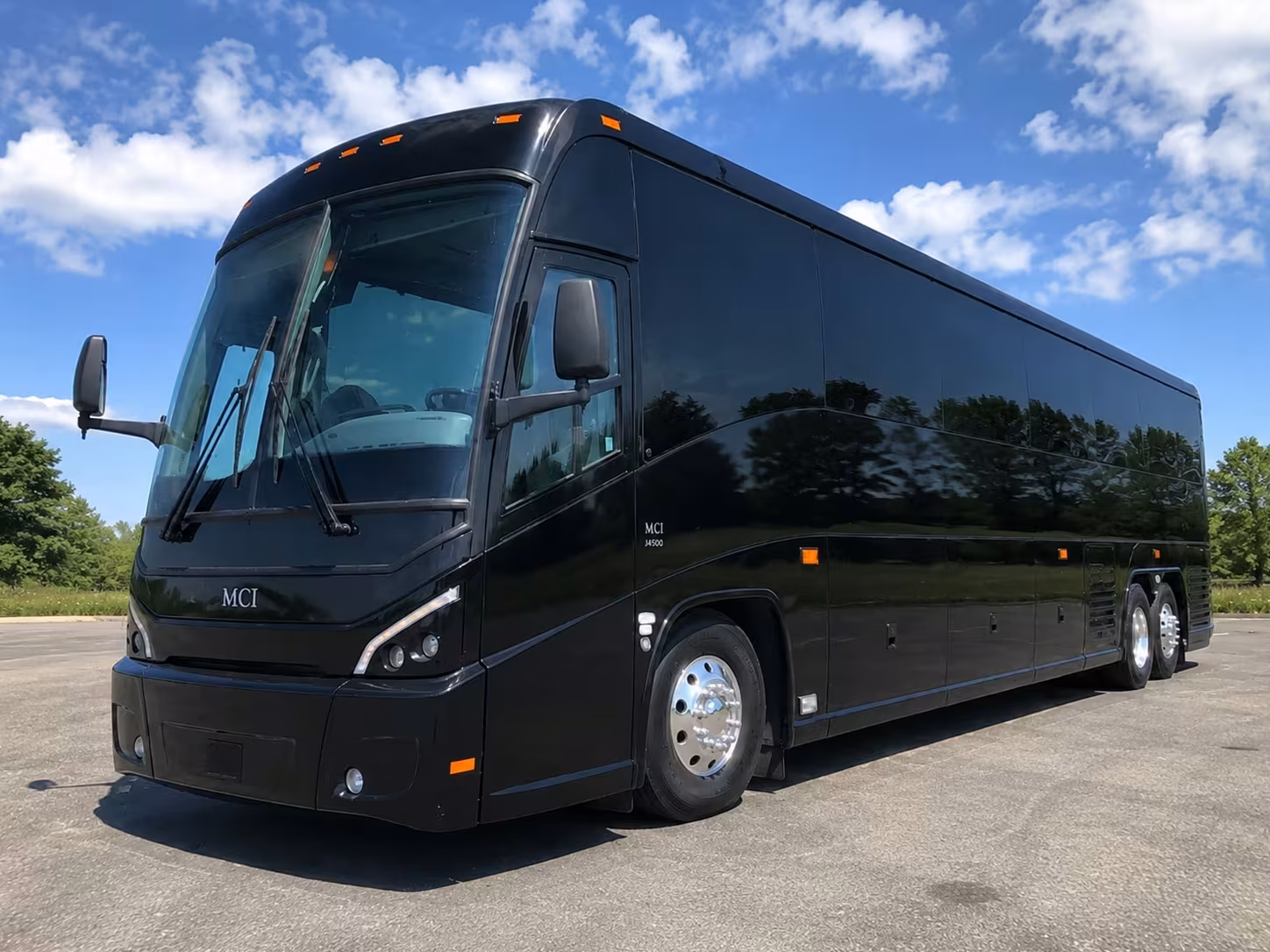wedding and graduation shuttle bus rentals in compton